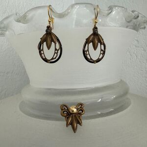 Silver Forest 18K Gold Coated Ornate Art Deco Teardrop Dangle Earrings & Pin Set